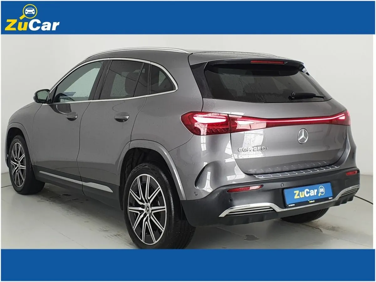 Mercedes-Benz EQA #210 Eqa 250+ Amg Line Executive - Image 4