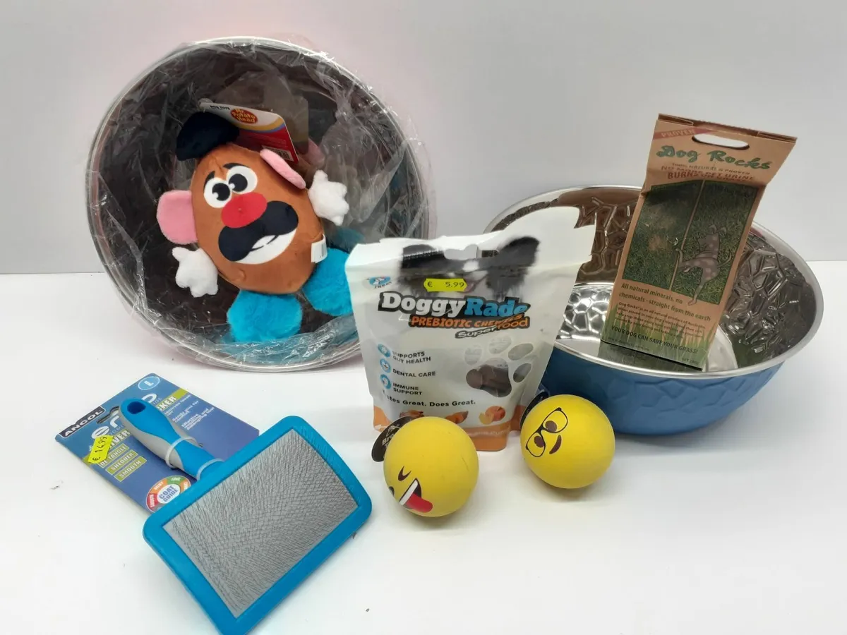 Online Auction Of A Goodie box & More! - Image 1