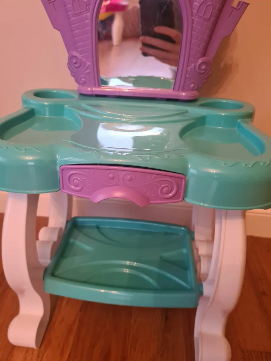 Childrens Vanity Table - Image 2