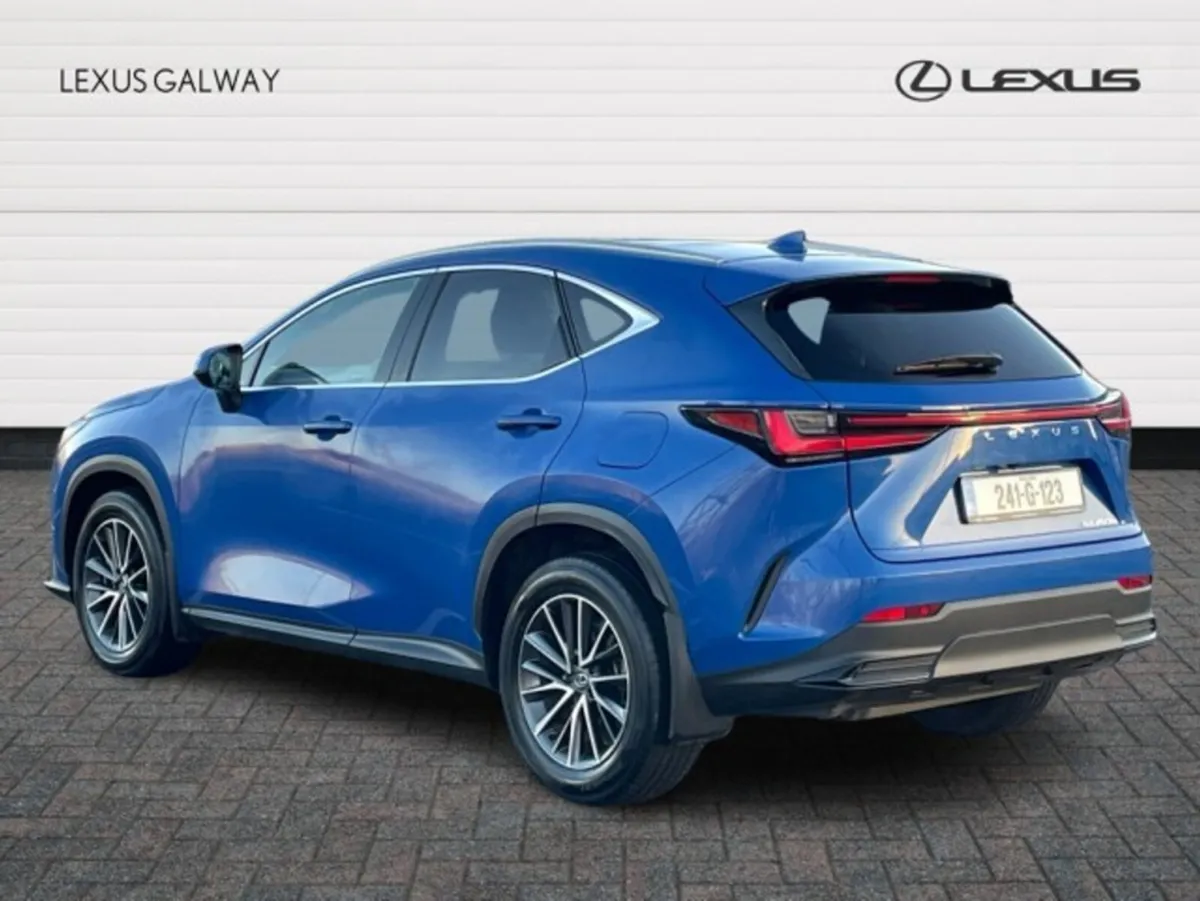 Lexus NX NX 450h+ Executive AWD // Remote Central - Image 2