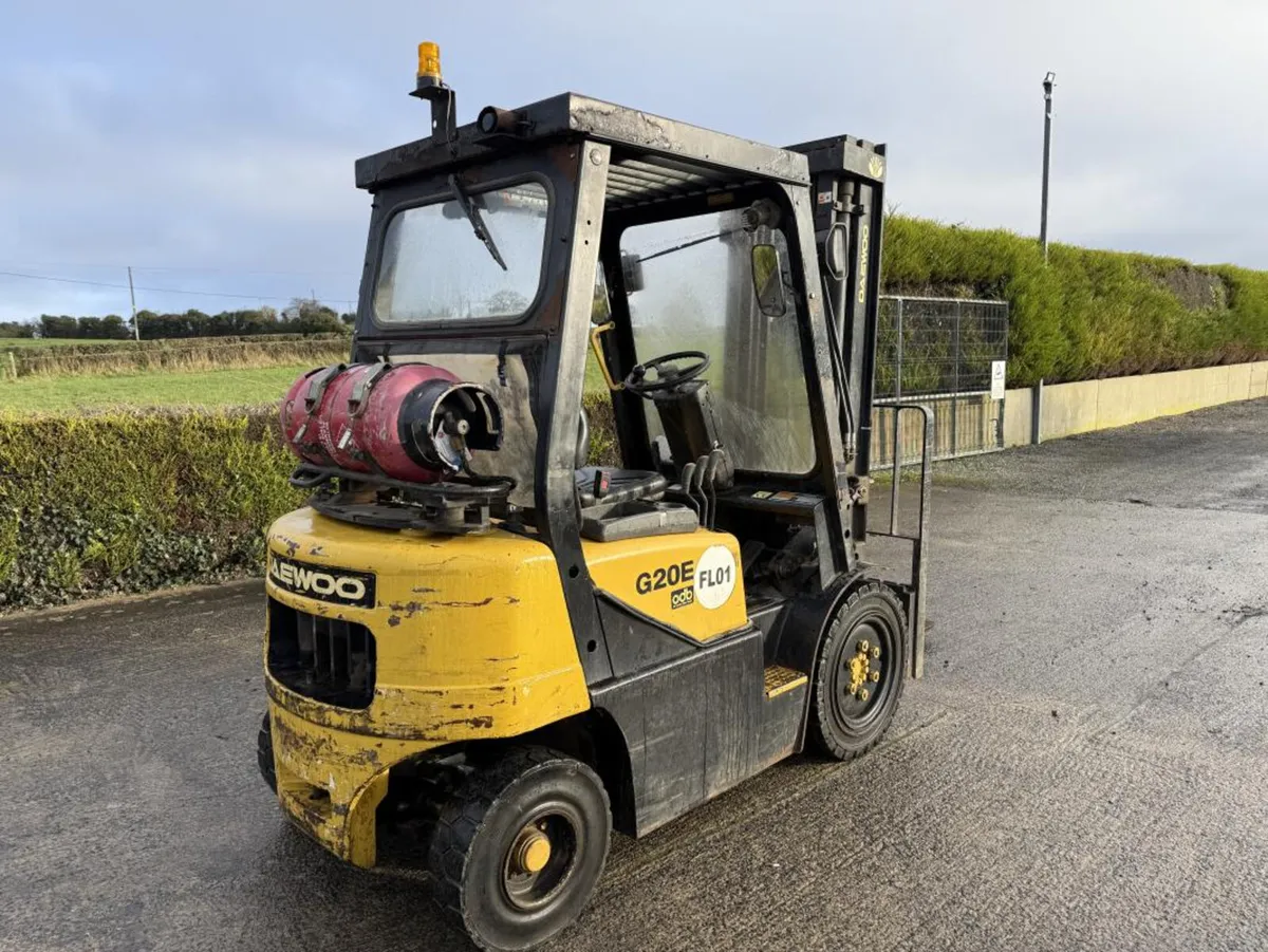 Daewoo G20E-3 Gas Forklift **Online Auction** - Image 4