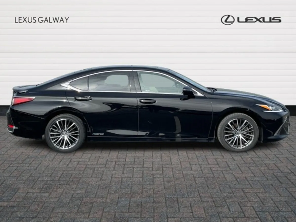 Lexus ES Dynamic Carplay // Remote Central Locking - Image 3