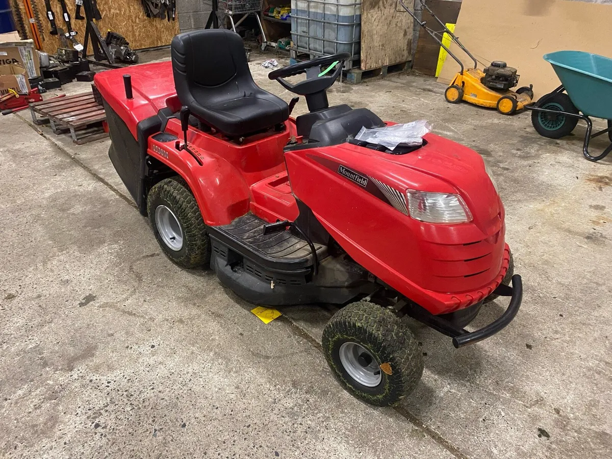 Mountfield 1530m ride on mower - Image 2