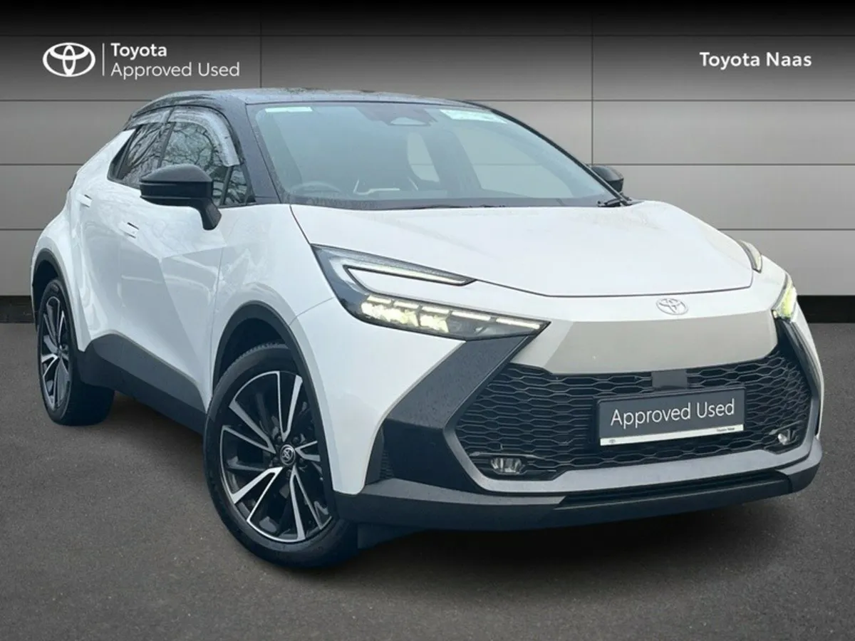 Toyota C-HR C-HR PHEV SOL - Image 1