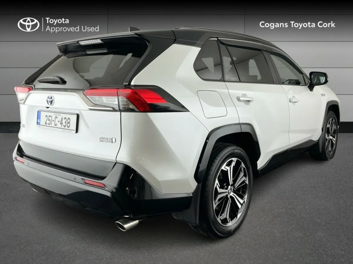 Toyota RAV4 RAV4 PHEV SPORT - Image 2