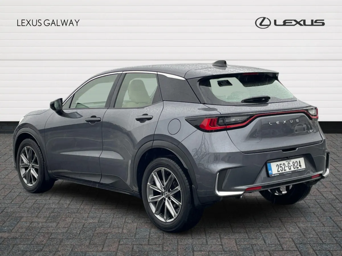 Lexus LBX 1.5H ELEGANT // Remote Central Locking / - Image 3