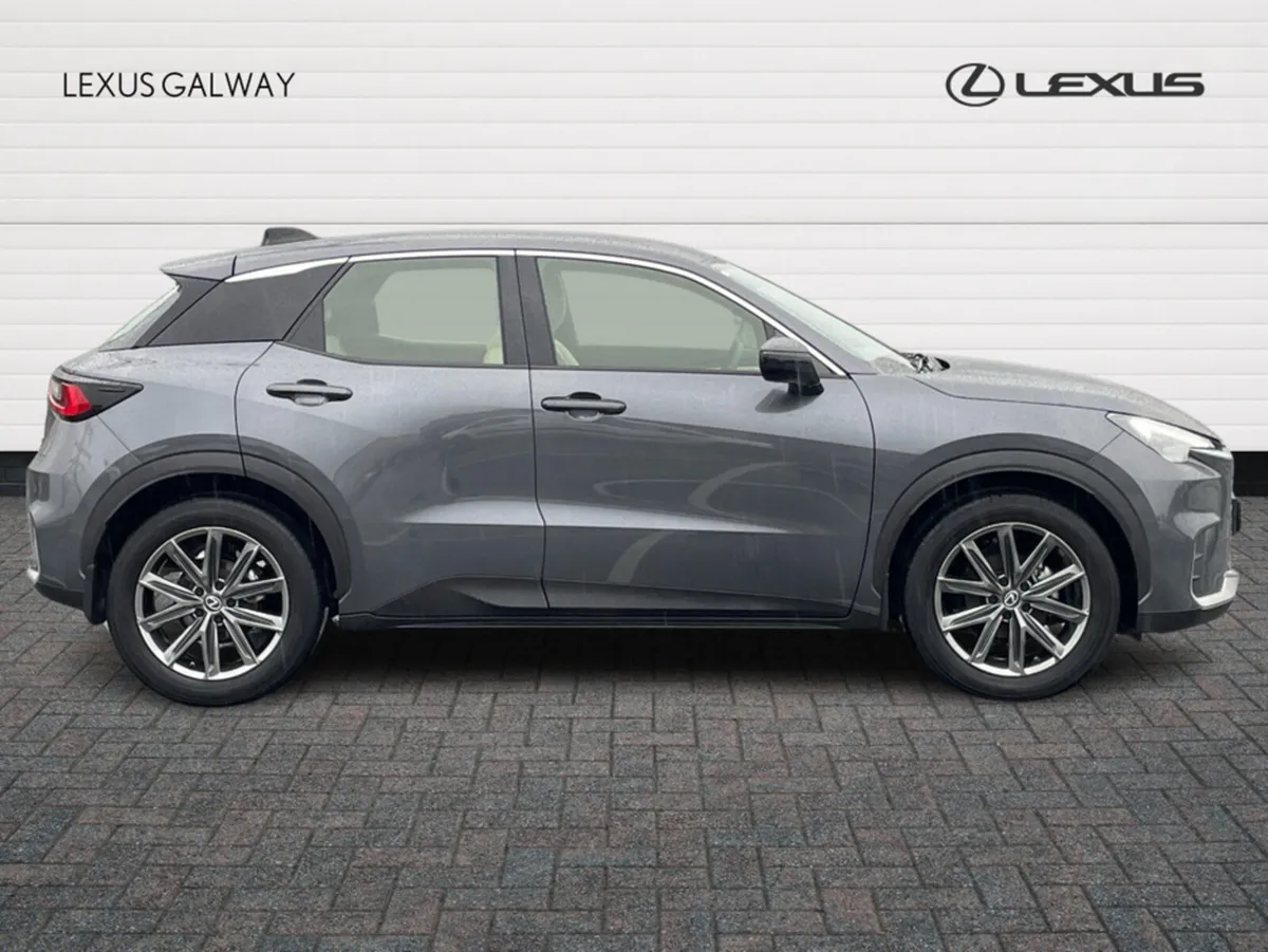 Lexus LBX 1.5H ELEGANT // Remote Central Locking / - Image 4