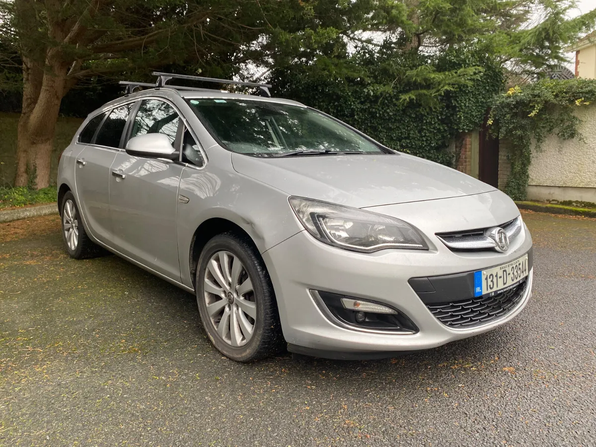 Opel / Vauxhall Astra CDTI 1.7 Estate - Image 3