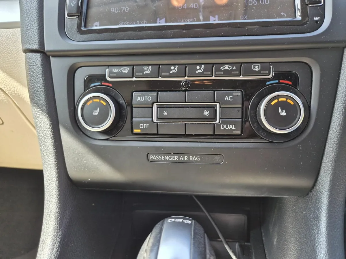 VW Golf 1.4 TSI, 160 BHP, HIGH SPC CAR - Image 3