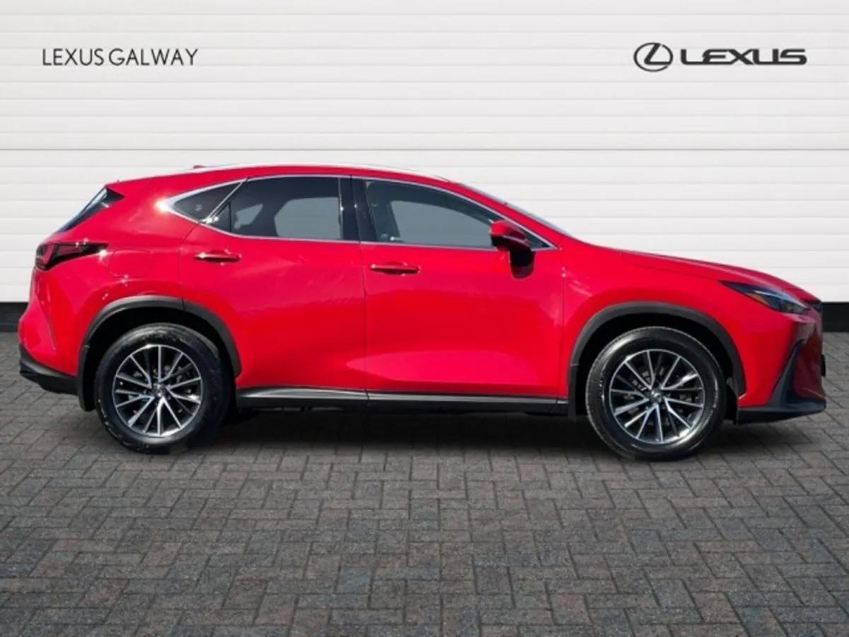 Lexus NX NX 450h+ Executive AWD // Remote Central - Image 3