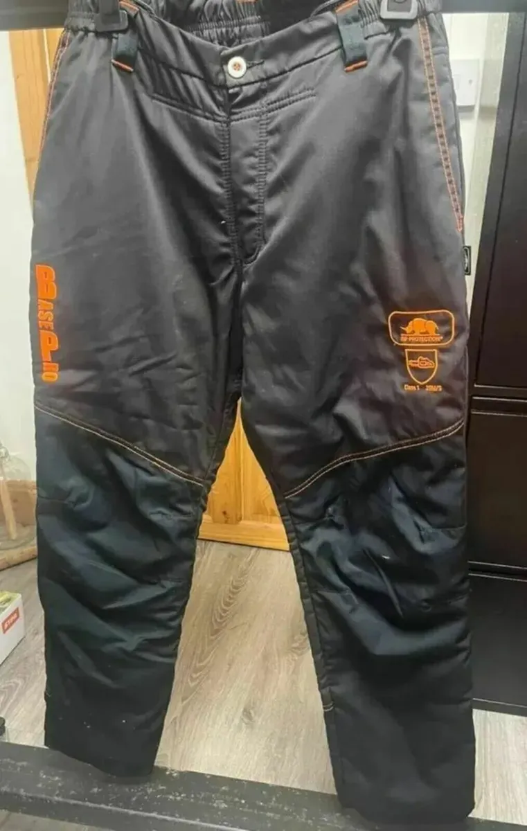 Chainsaw Personal Protective Equipment - Image 4