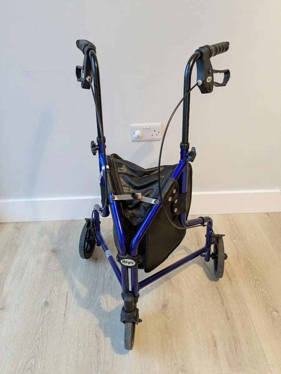 3 Wheel Aluminum Rollator