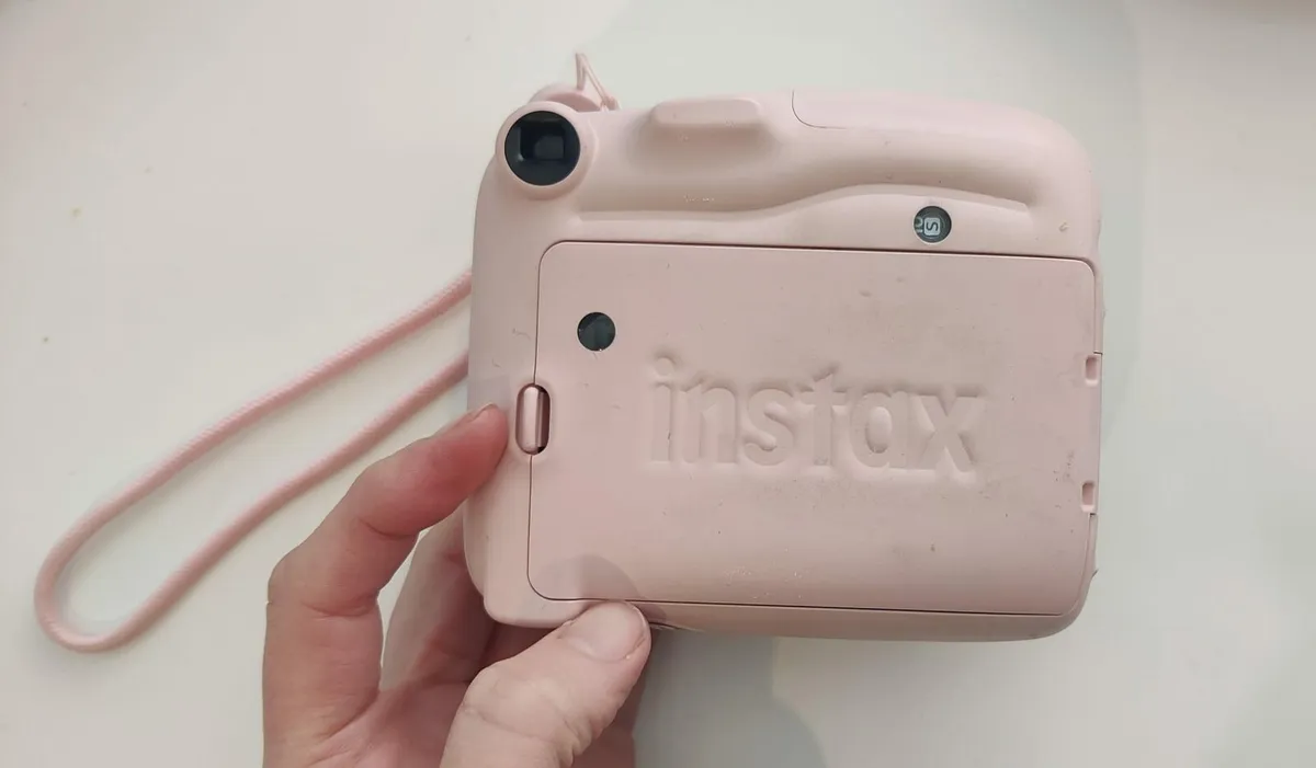Instax mini 11 pale pink - Image 3