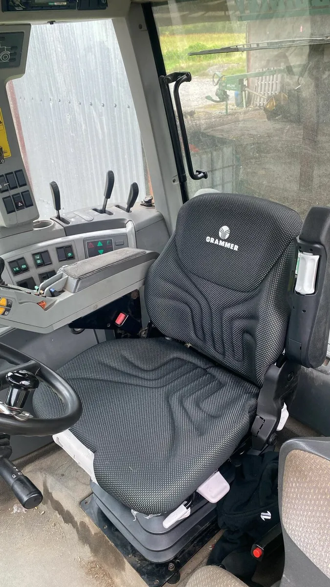 Tractor and plant seats - Image 1