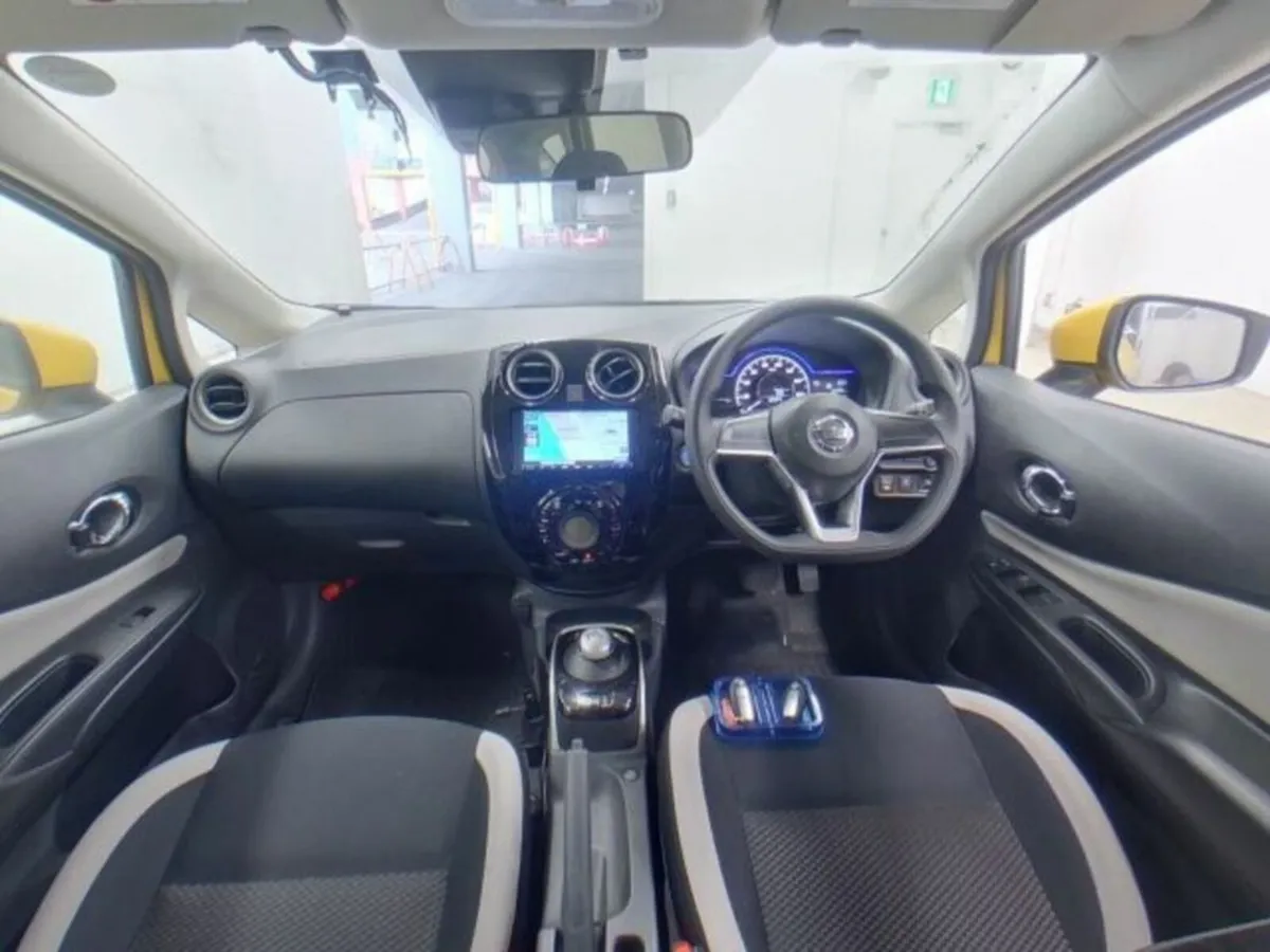 Nissan Note E-POWER - START/STOP BUTTON - REVERSE - Image 3