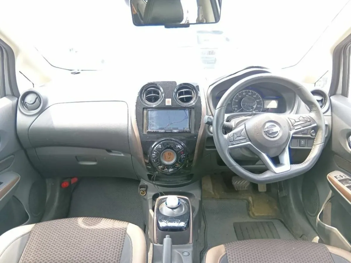 Nissan Note MEDALIST EDITION - HALF LEATHER - FACT - Image 3