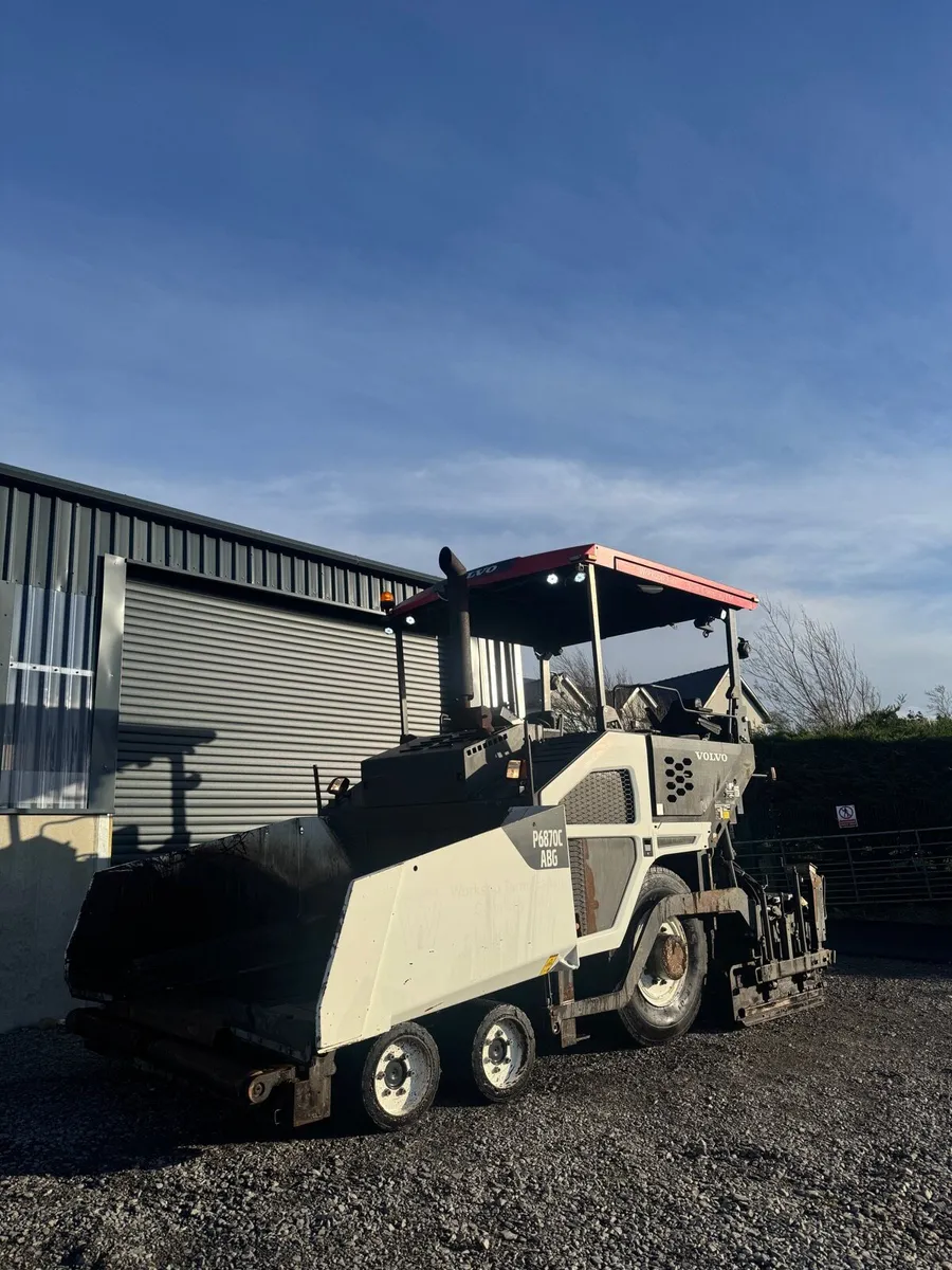 2018 Volvo ABG 6870C asphalt/tarmac paver - Image 3