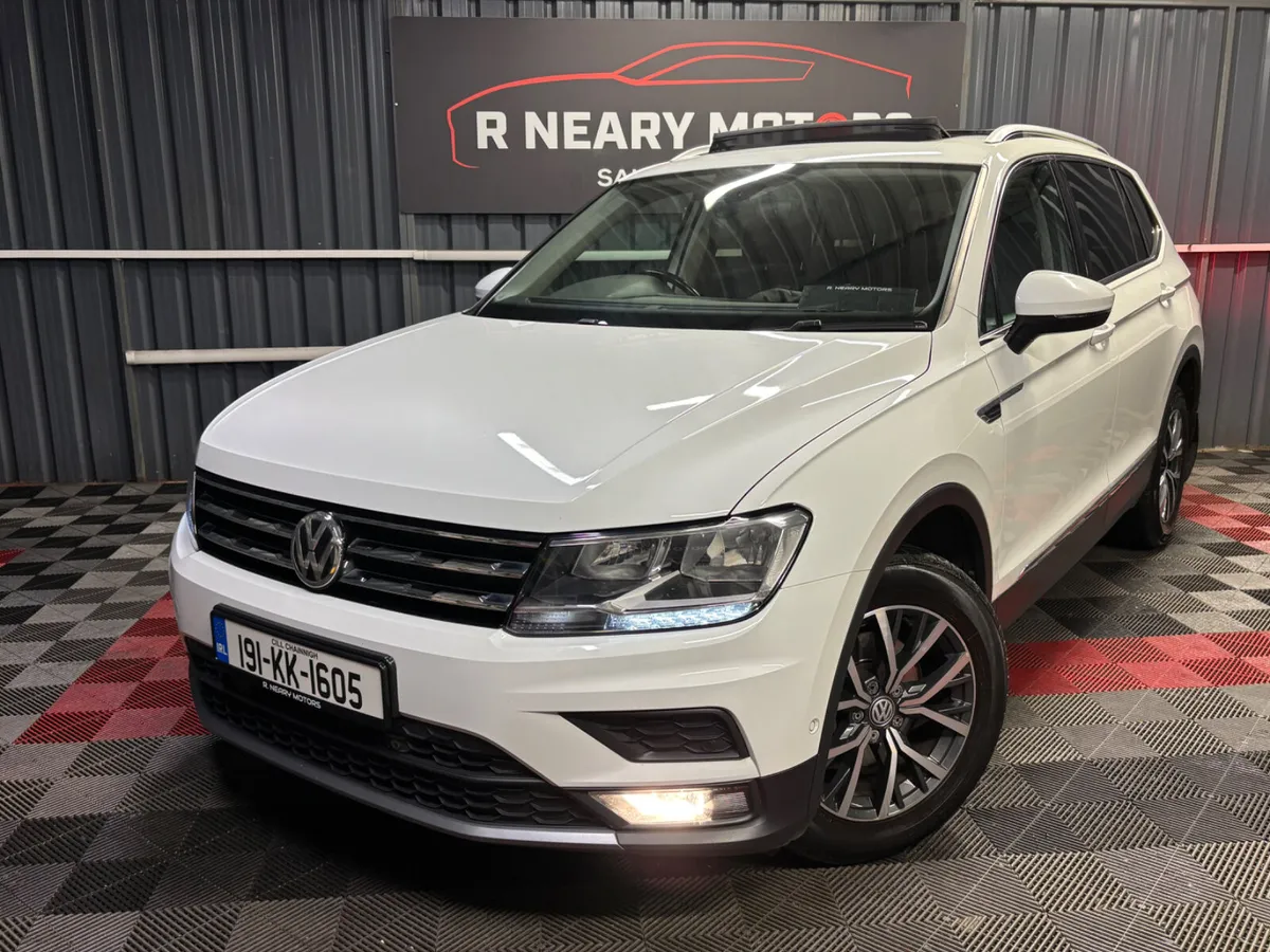 2019 Volkswagen Tiguan 2.0  Comfortline 7 Seat - Image 1