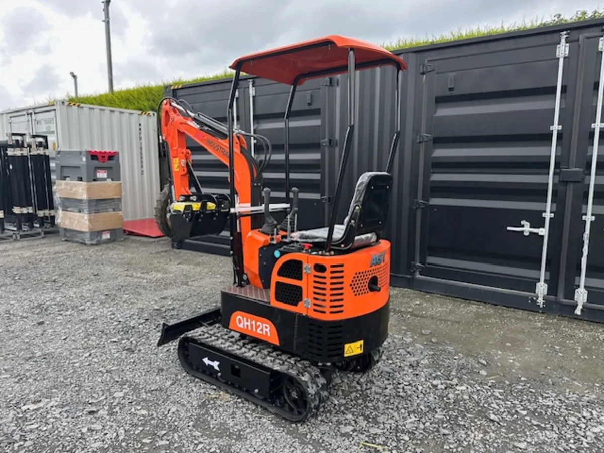 New AGT QH12R Mini Digger **Online Auction** - Image 4