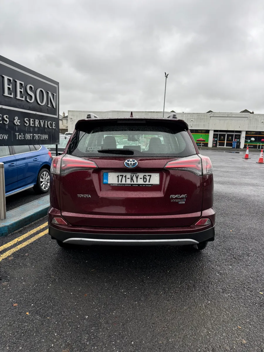 2017 Toyota Rav-4 Hybrid Luna - Image 4