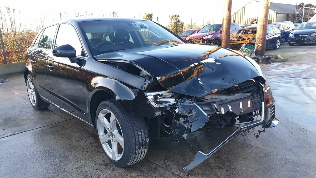 *For parts* Audi A3, 1.0 petrol 6 speed (2017) - Image 1