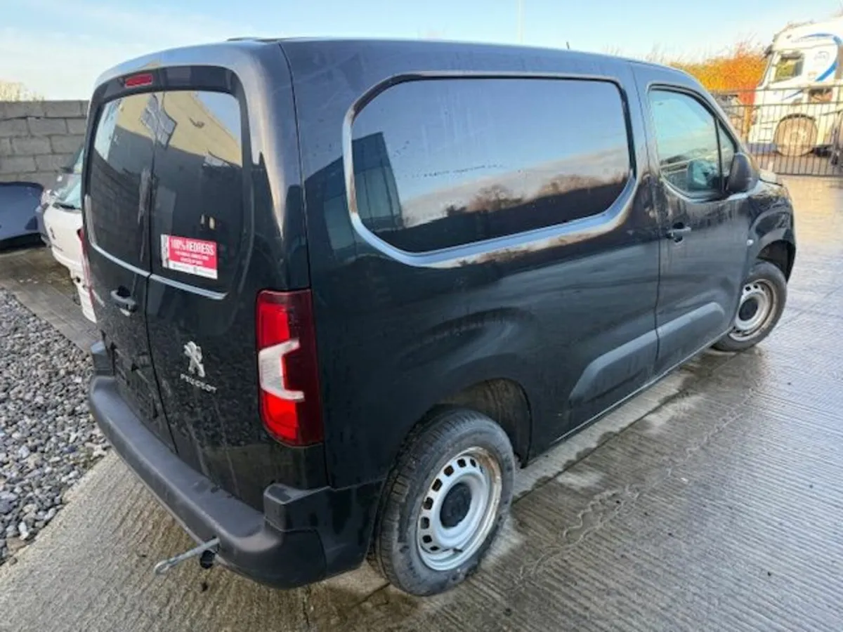 2021 Peugeot Partner - Image 4