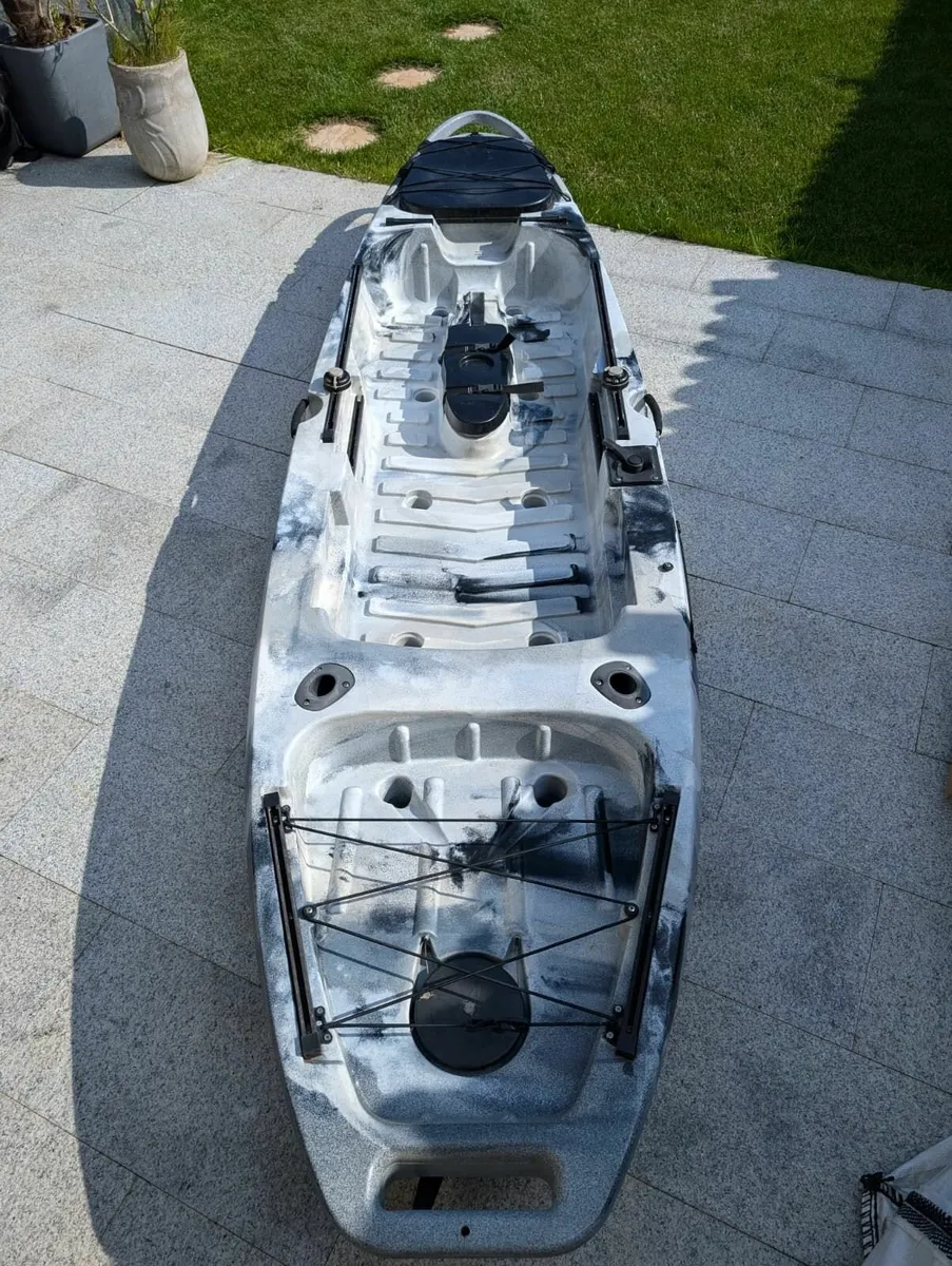 Kayak with pedal drive - Image 4