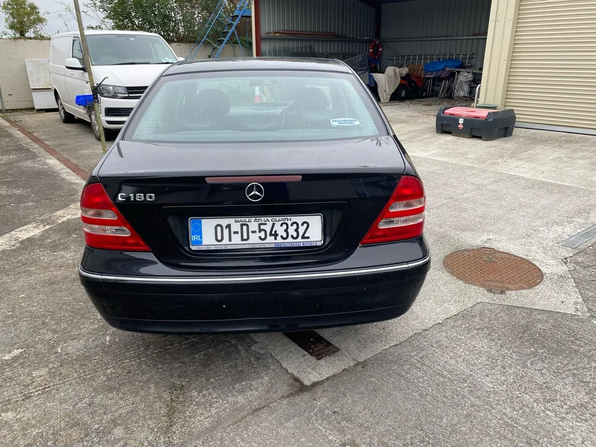 Mercedes 180C Auto 2001 - Image 3