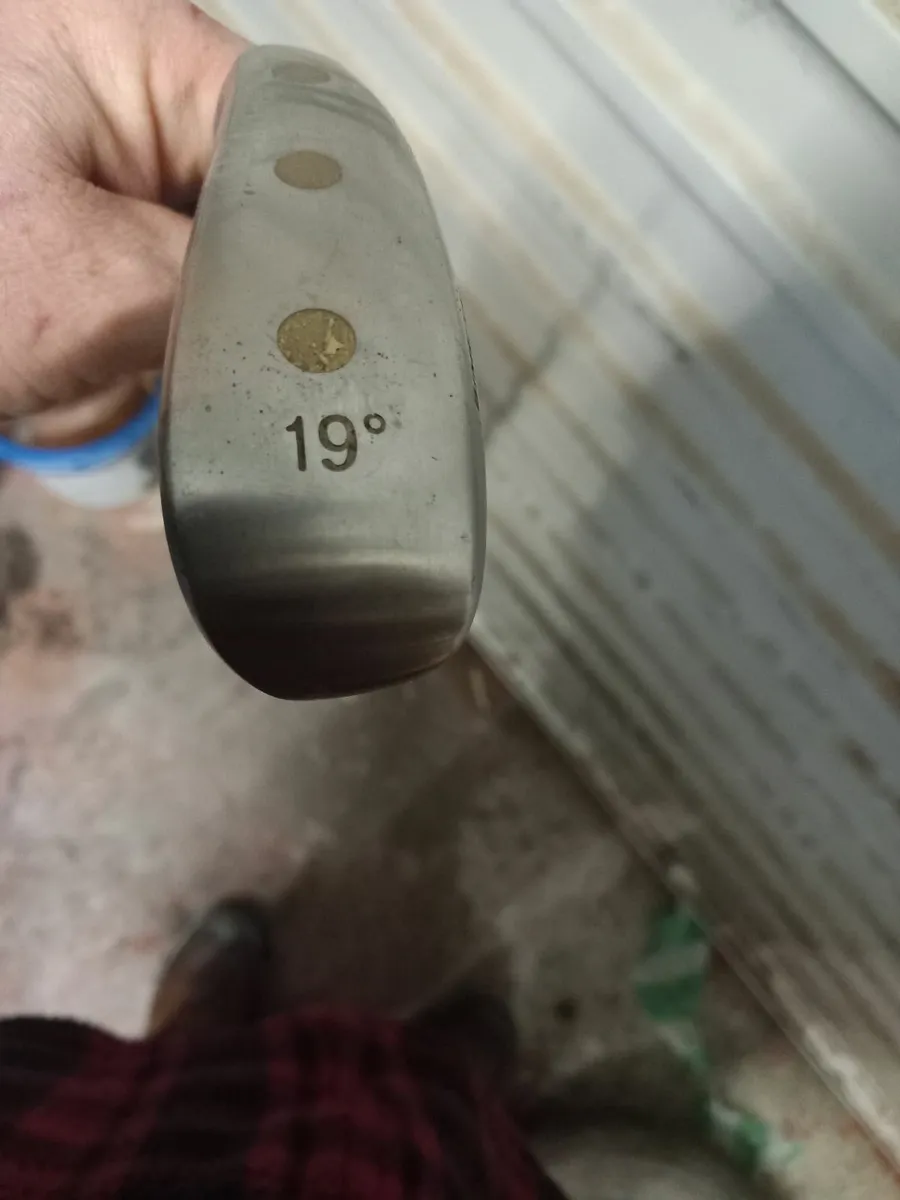 Dunlop 19° driving iron - Image 2