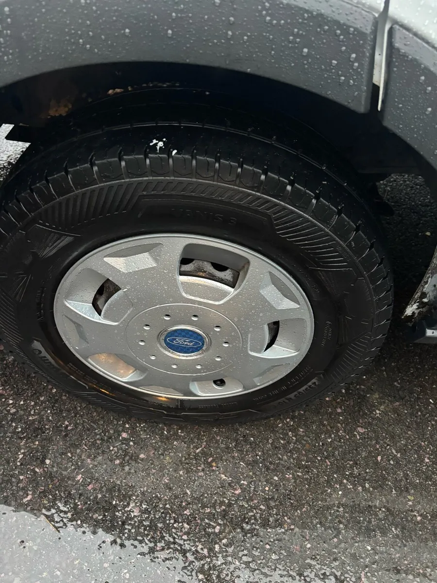 Ford transit van - Image 2