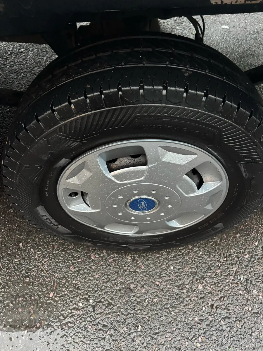 Ford transit van - Image 3