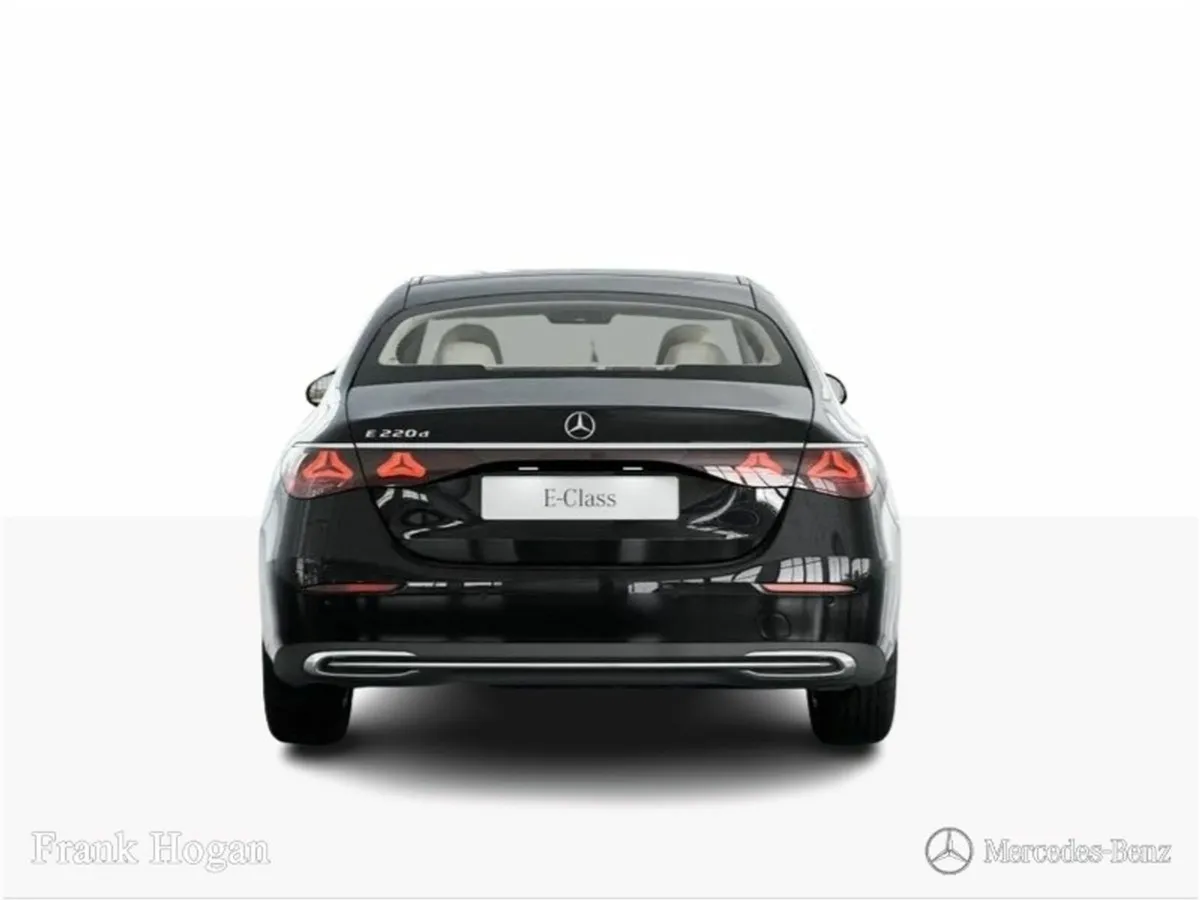 Mercedes-Benz E-Class E220d Avantgarde 2.0 Diesel - Image 4