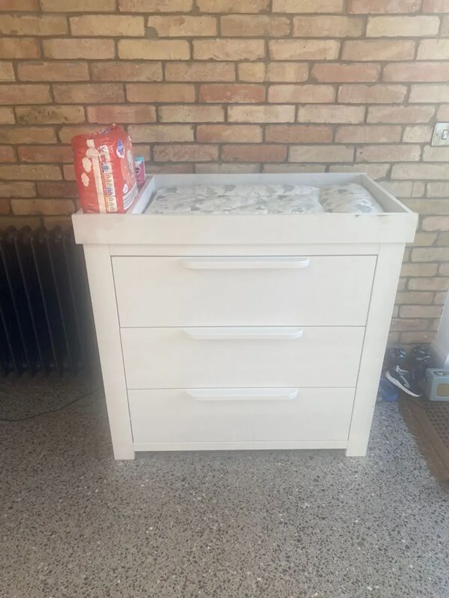 Franklin Dresser & Changer - White Wash - Image 1