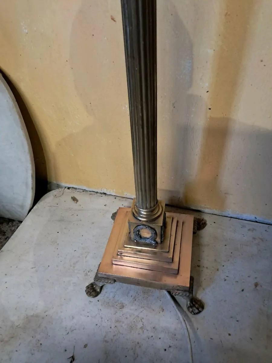Brass 19th century standard lamp - Image 2