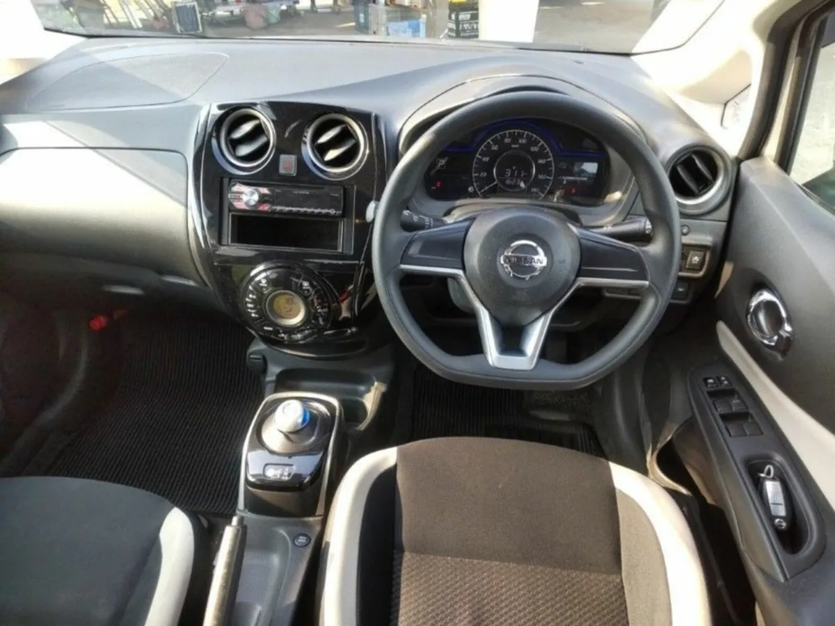 Nissan Note E-POWER HYBRID - PUSH START/STOP BUTTO - Image 3