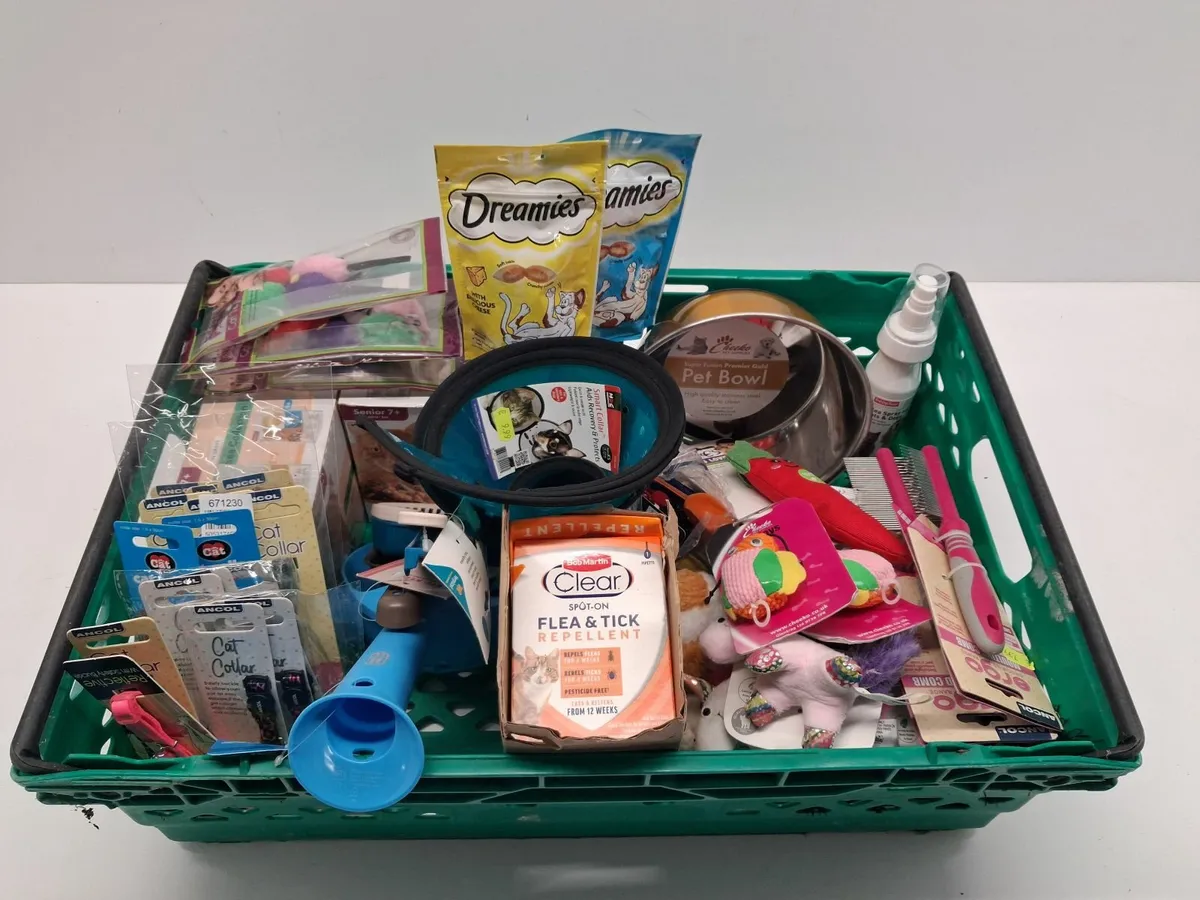 Online Auction Of A Goodie box & More! - Image 2