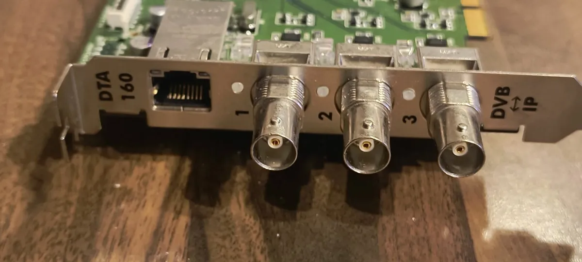 Deck link DTA-160 REV 4 video capture card - Image 1