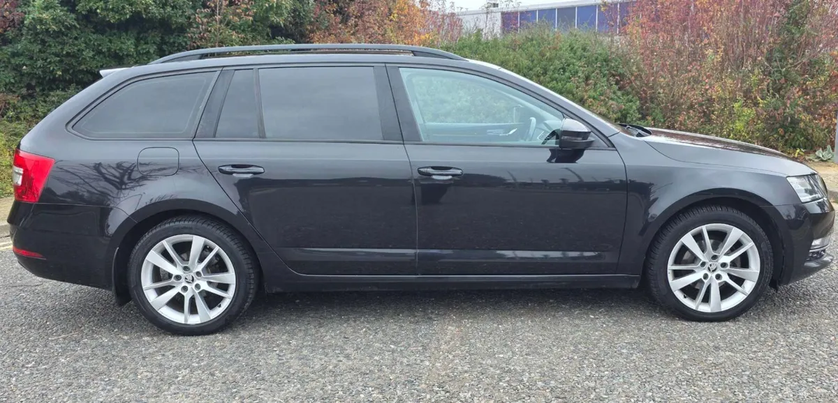 2018 - 182 Skoda Octavia 1.6 TDI Estate SE-L Top S - Image 1
