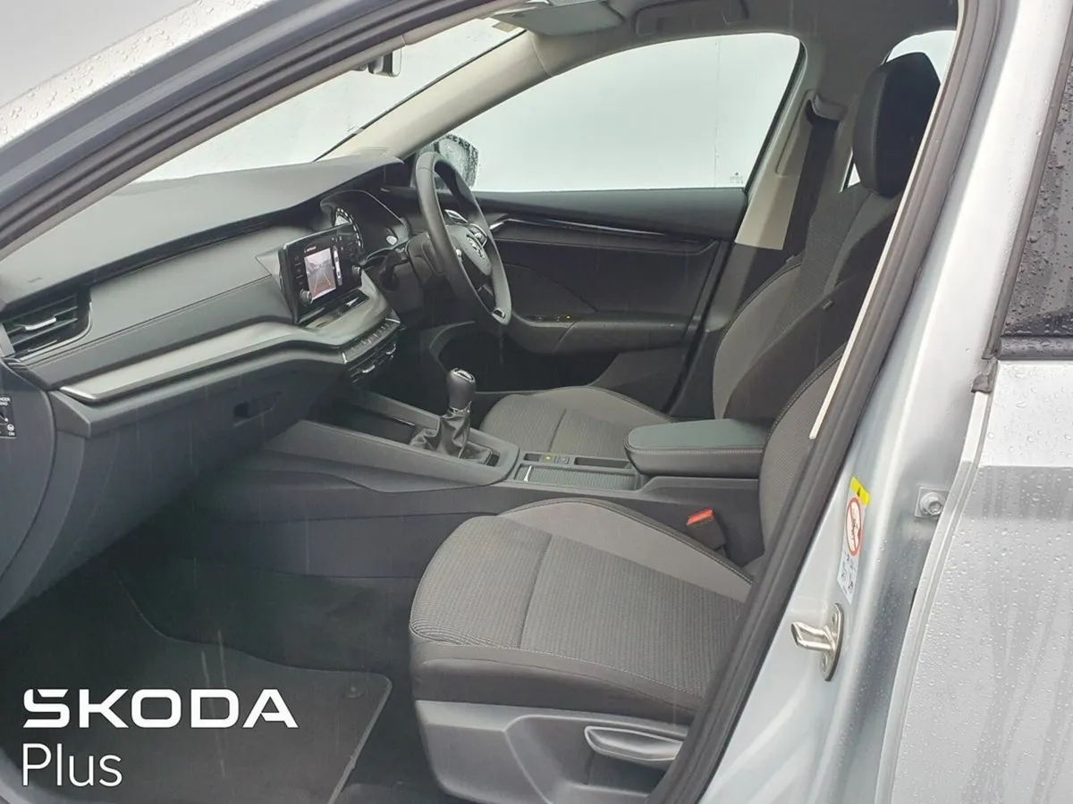 Skoda Octavia OCTAVIA AMB 1.0TSI 110HP Call Cormac - Image 4