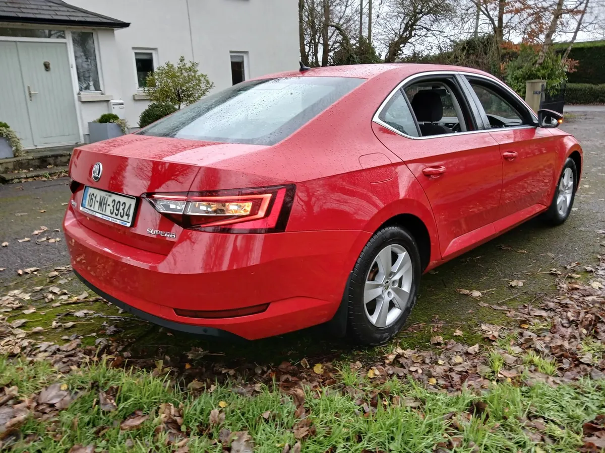 Skoda Superb 2.0 TDI NCT & Taxed - Image 4