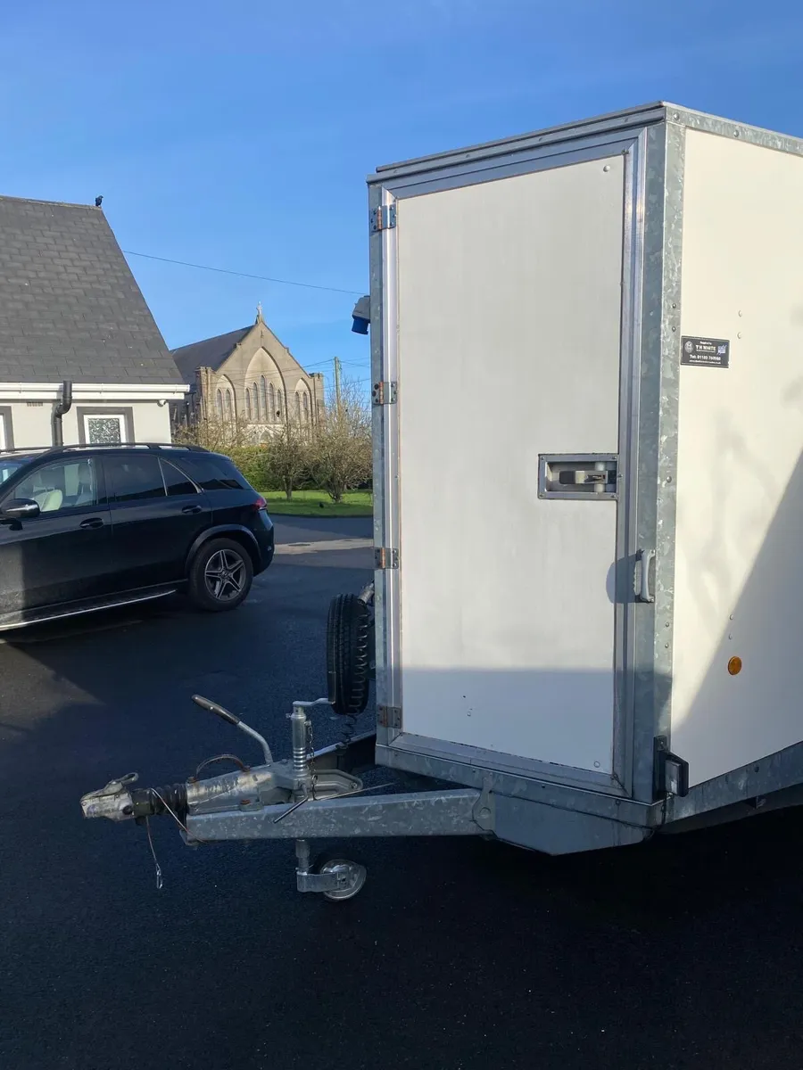 Ifor Williams tow van - Image 1