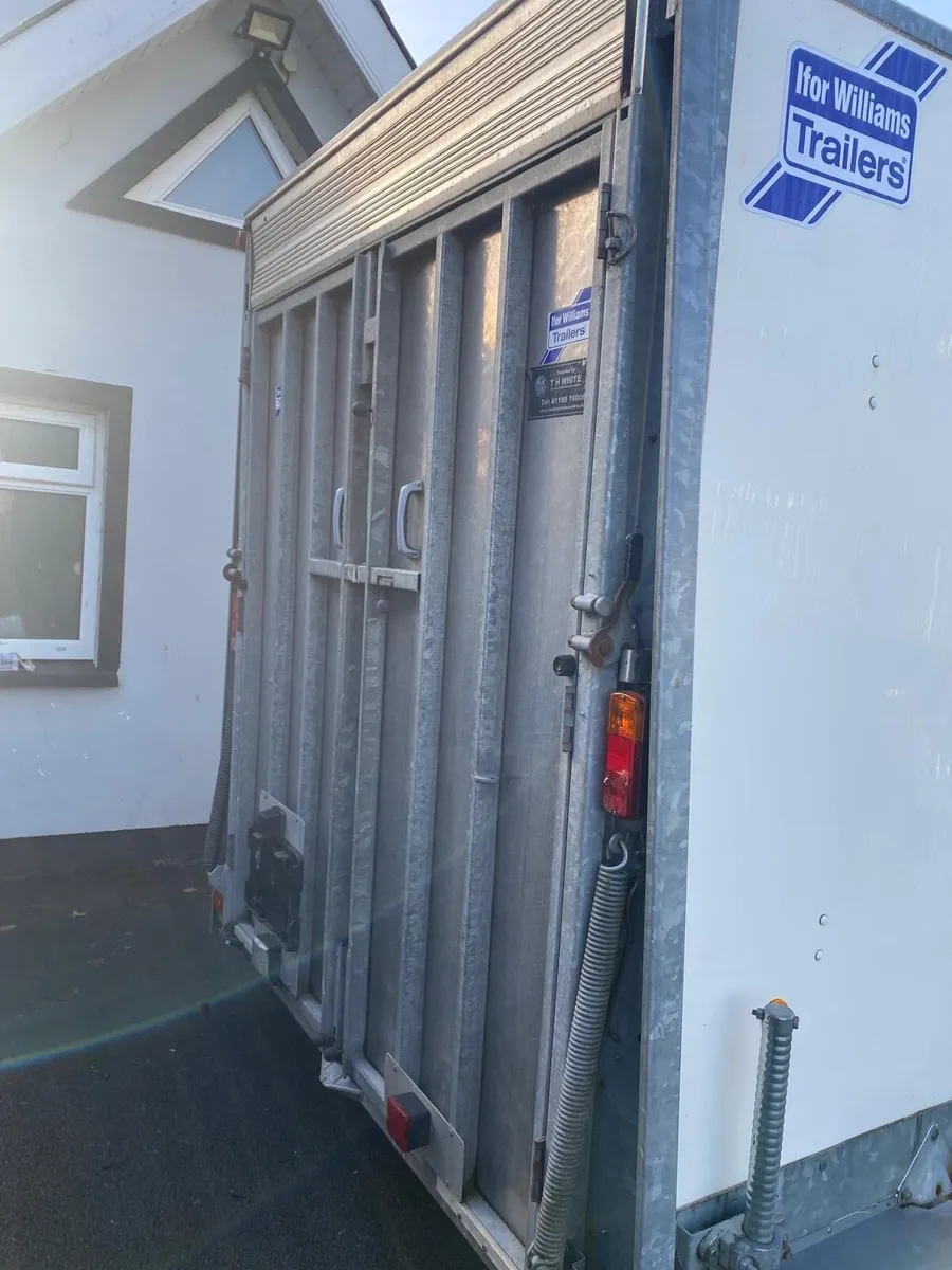 Ifor Williams tow van - Image 3