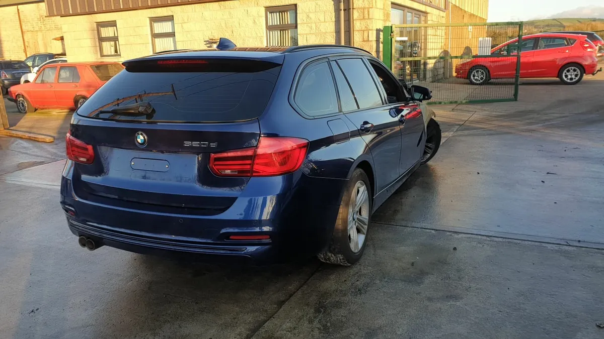 *For parts* Bmw 320D Touring, 2.0 dsl auto (2017). - Image 2