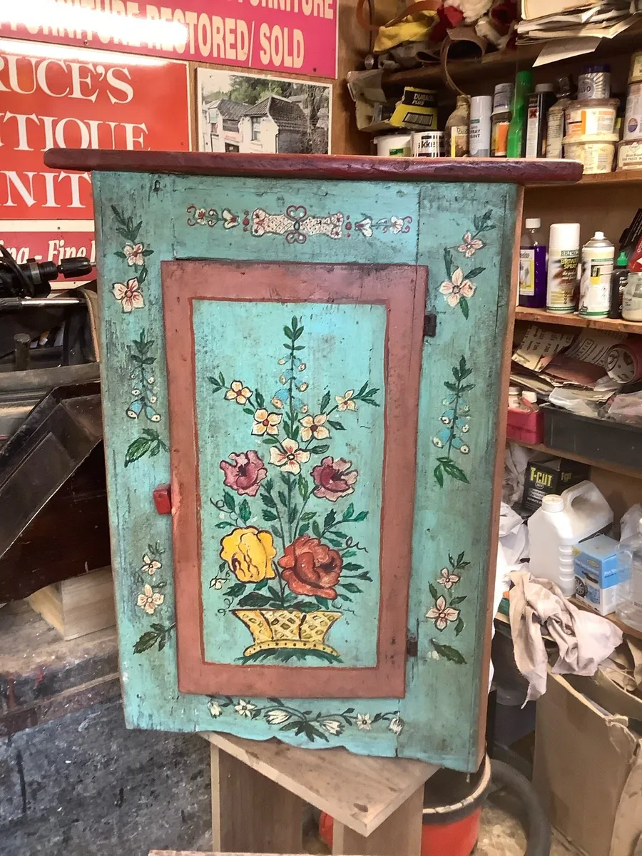 Antique French corner unit - Image 4