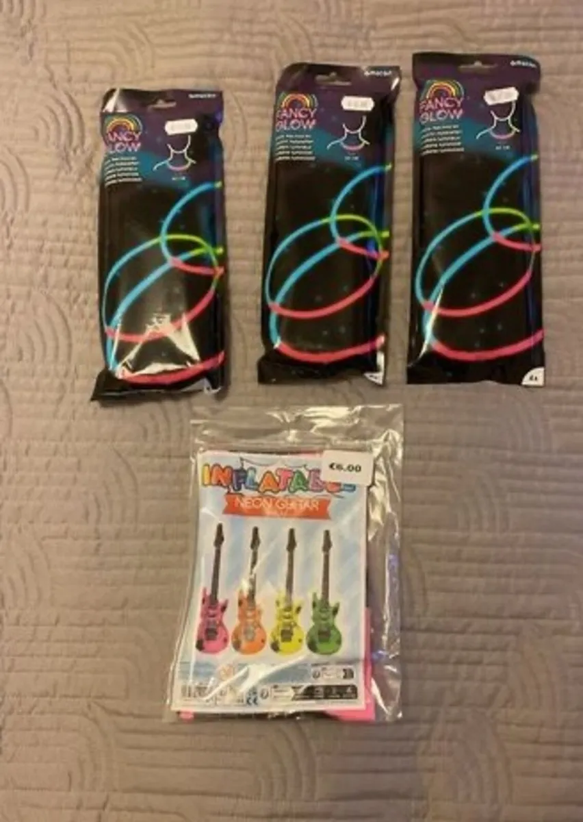 BNWT Party Accessories Glow Necklaces & Neon Guit - Image 1