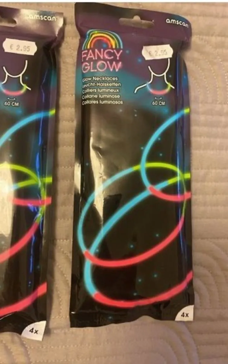 BNWT Party Accessories Glow Necklaces & Neon Guit - Image 2