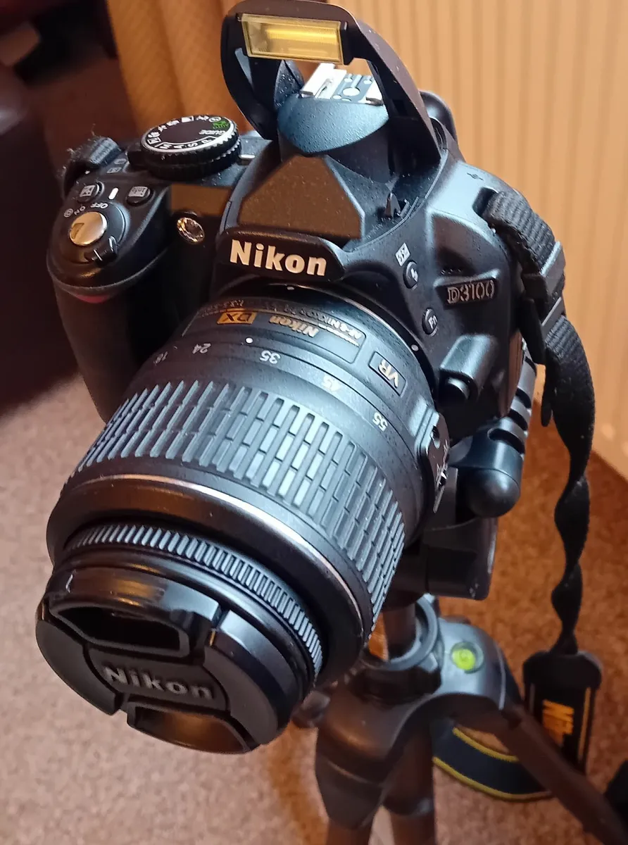 Camera + extras - Image 2