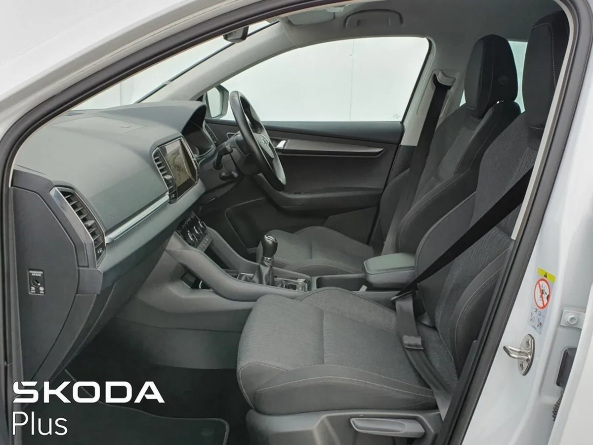 Skoda Karoq 1.0TSI 110bhp Style ""€2000 Scrappage - Image 4