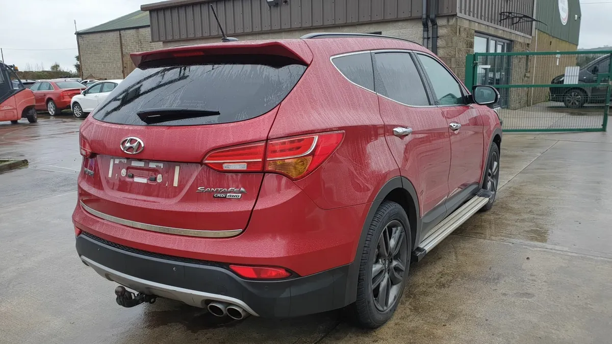 *For parts* Hyundai Santa Fe, 2.2 dsl auto (2015). - Image 2
