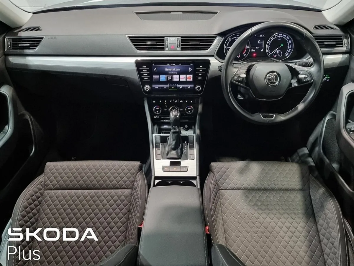 Skoda Superb ** COMBI AMBITION ** 2.0TDI 122HP ** - Image 2